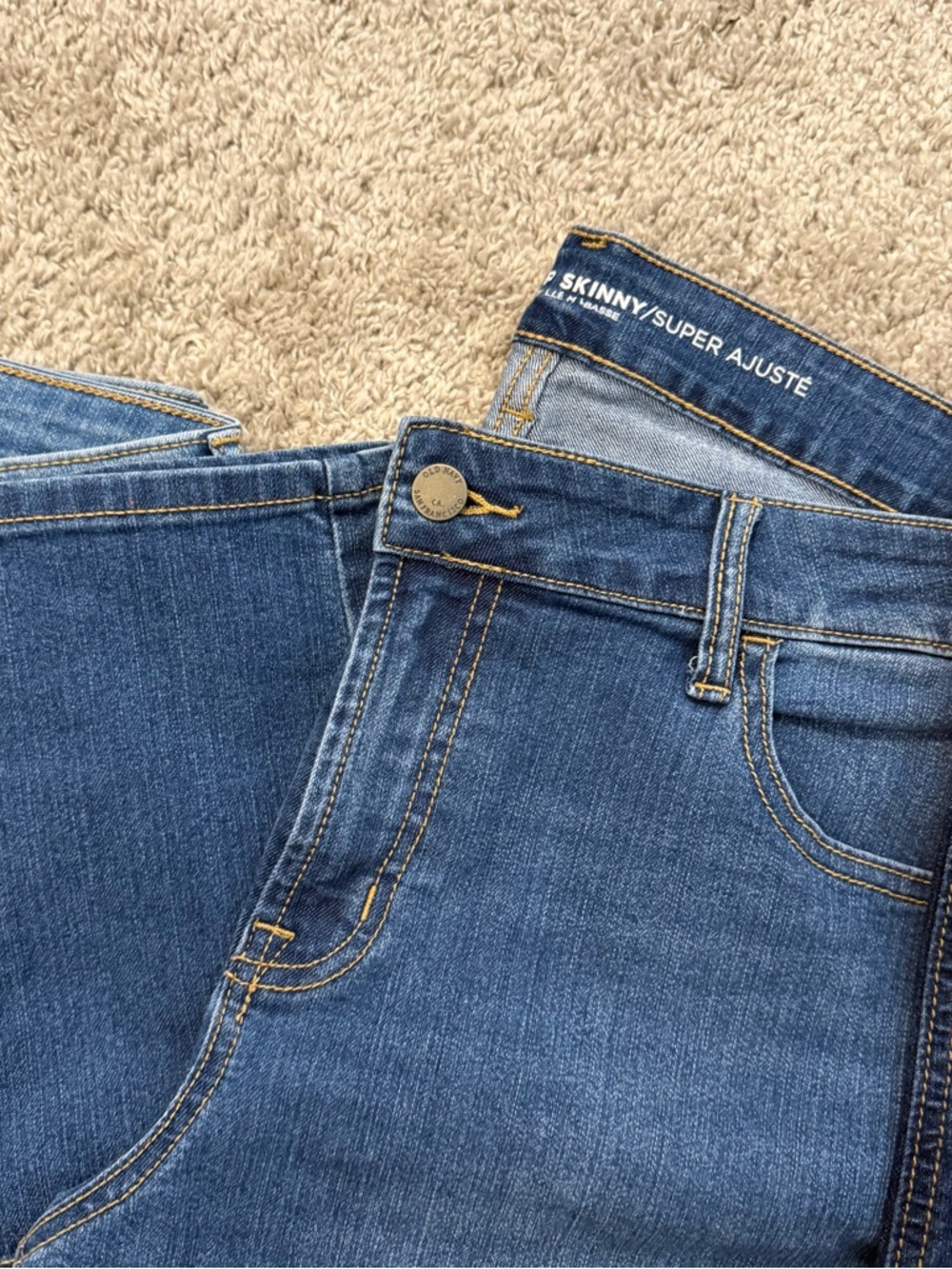 Old Navy • Skinny Jeans - Picture 7 of 9